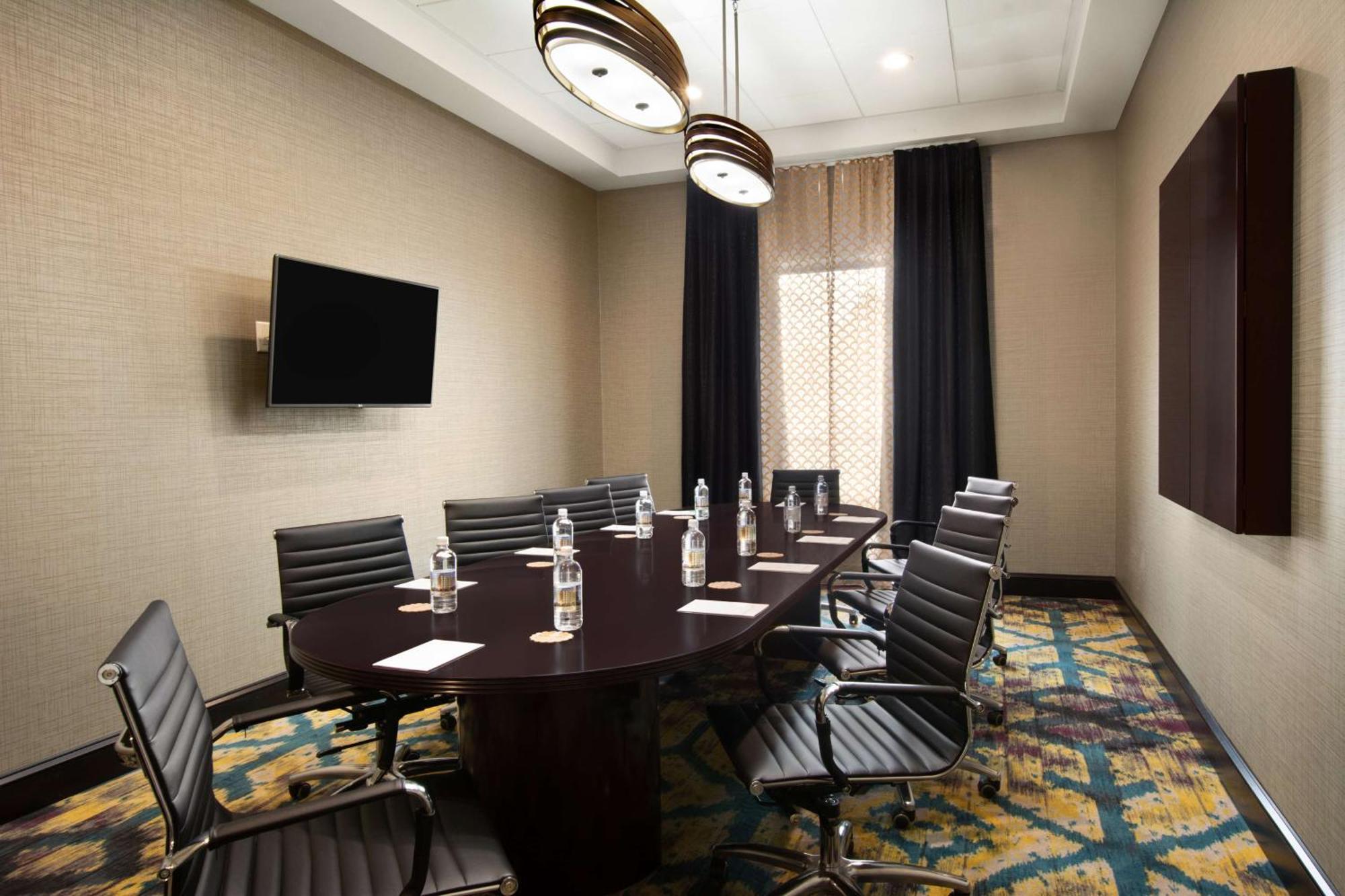 Doubletree By Hilton Charleston Mount Pleasant Hotel Exterior photo