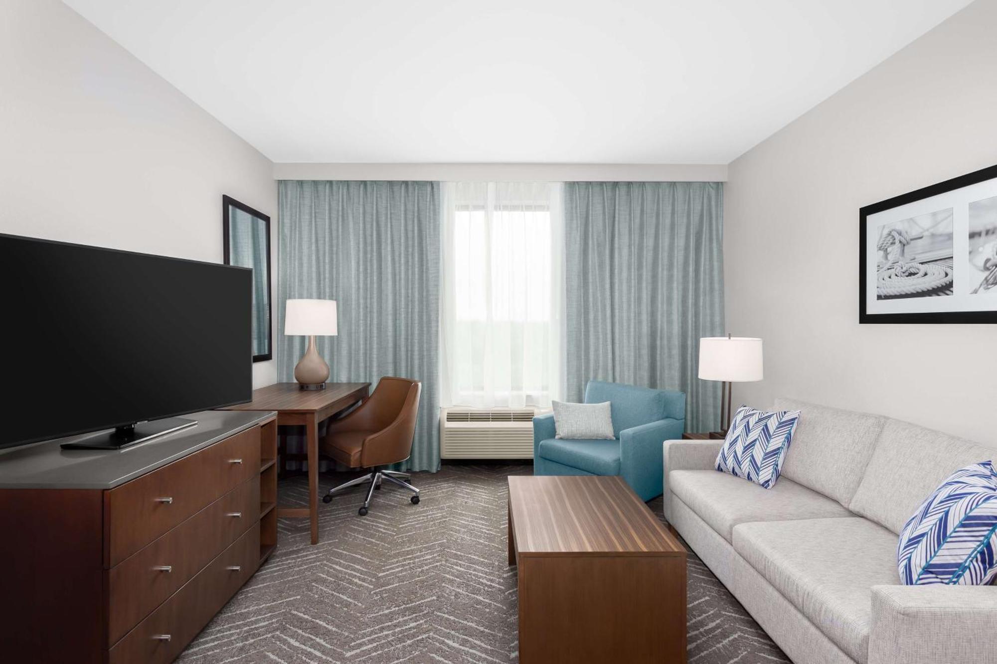 Doubletree By Hilton Charleston Mount Pleasant Hotel Exterior photo